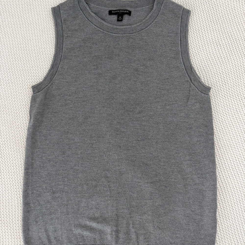Banana Republic Charcoal Sleeveless Sweater